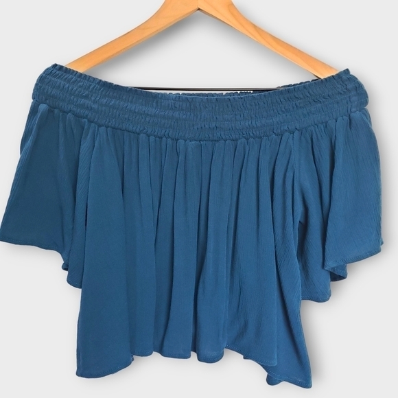 Kimchi Blue Urban Outfitters Ruffled Off Shoulder Top - Picture 4 of 9